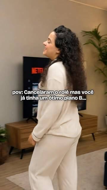 Reel d’A Quentinha: pov, cancelaram o rolê